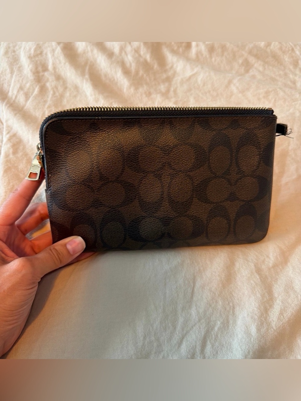 Coach Purse / Wallet - Picture 2 of 6